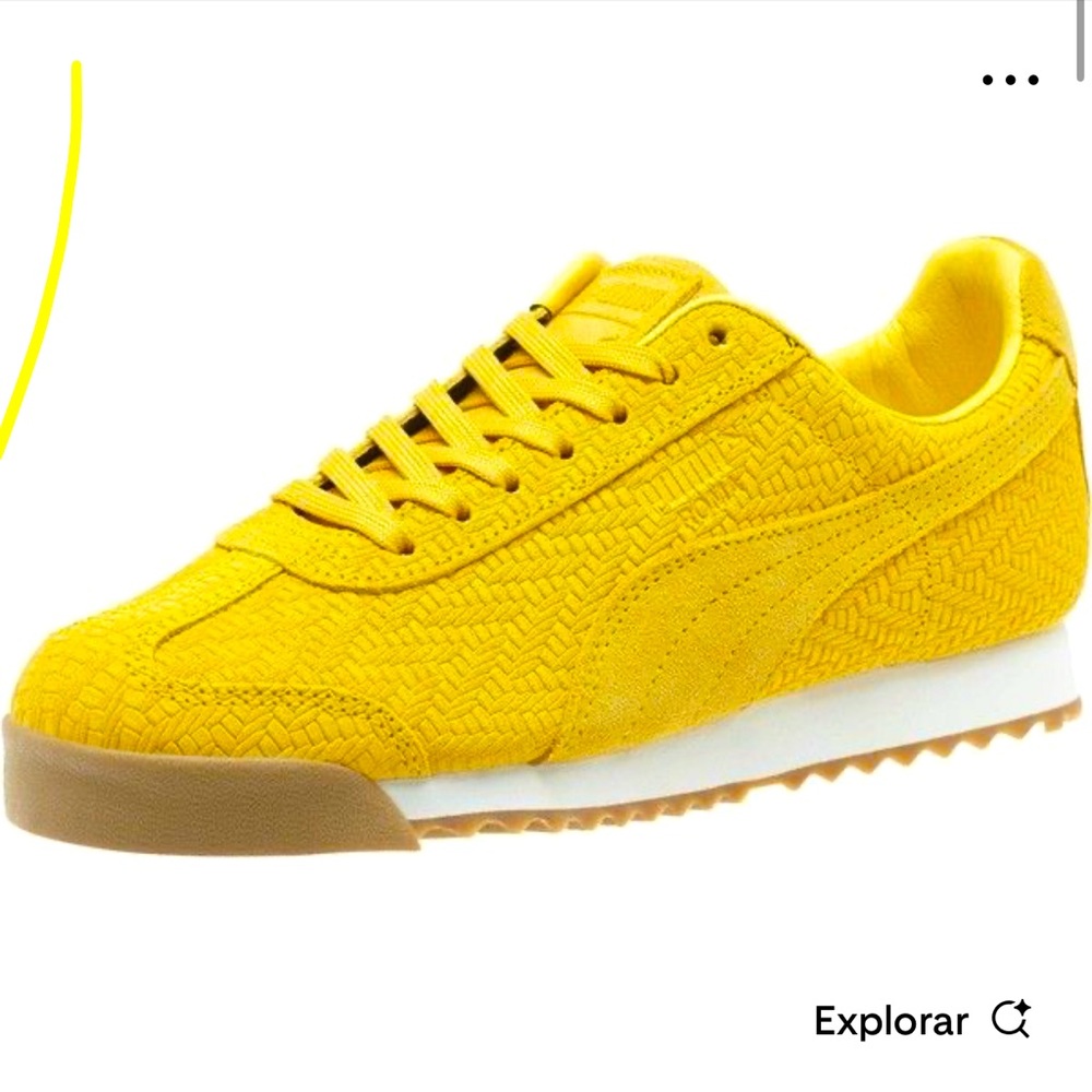 Puma Textured Clasic Roma leather Sneakers